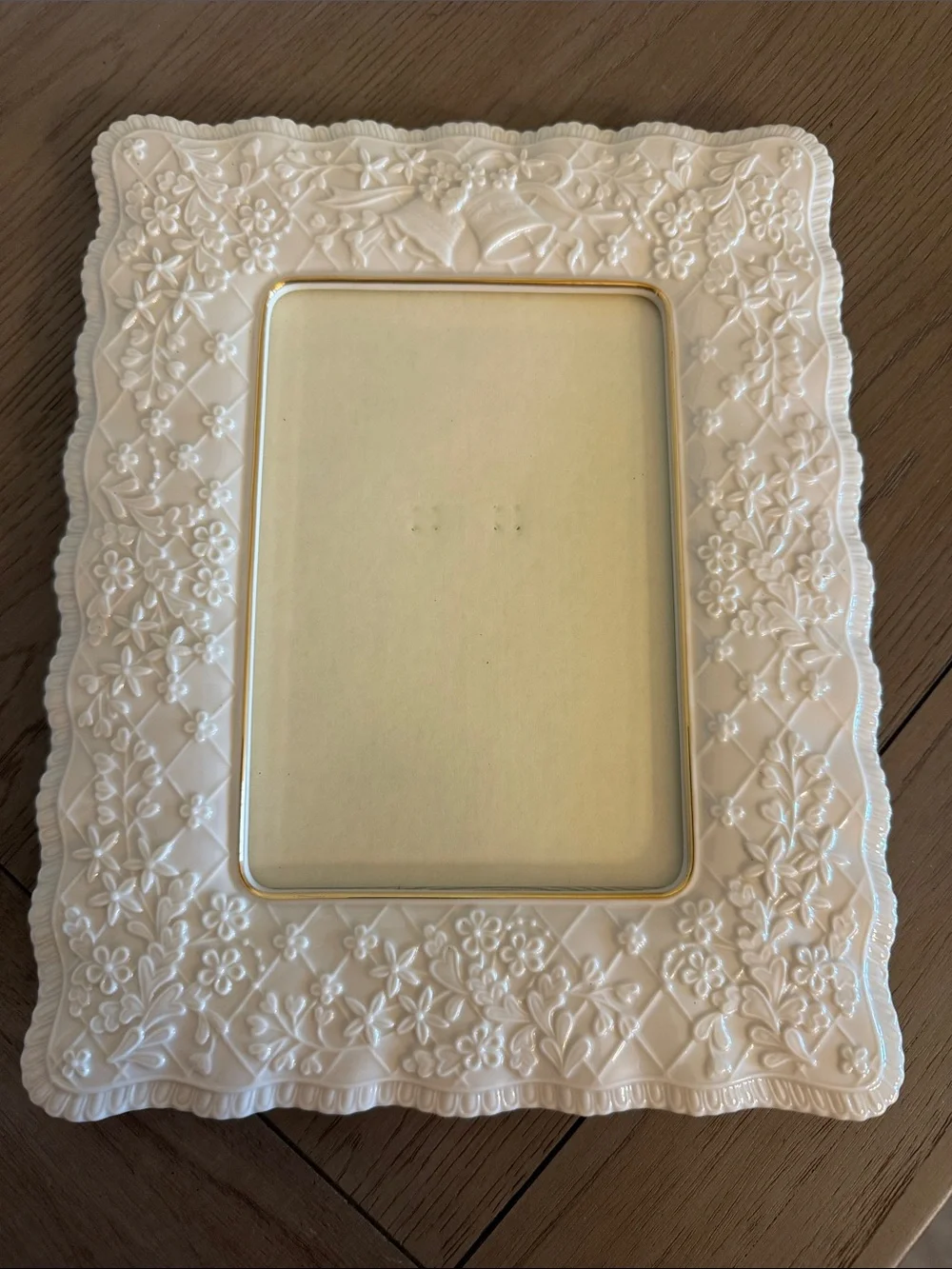 Lenox Cream Embossed Floral Picture Frame